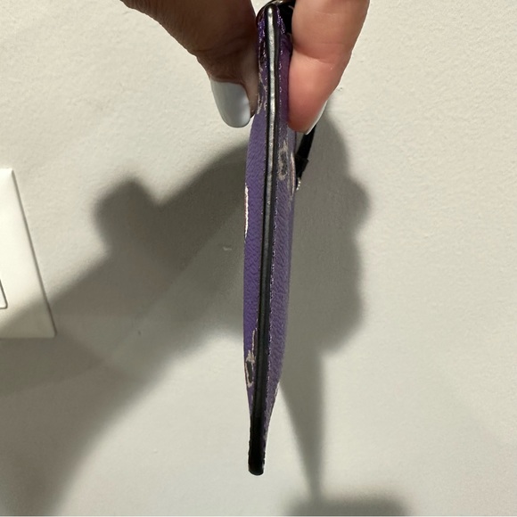 Coach Bramble Rose Wristlet Purple - Picture 6 of 11